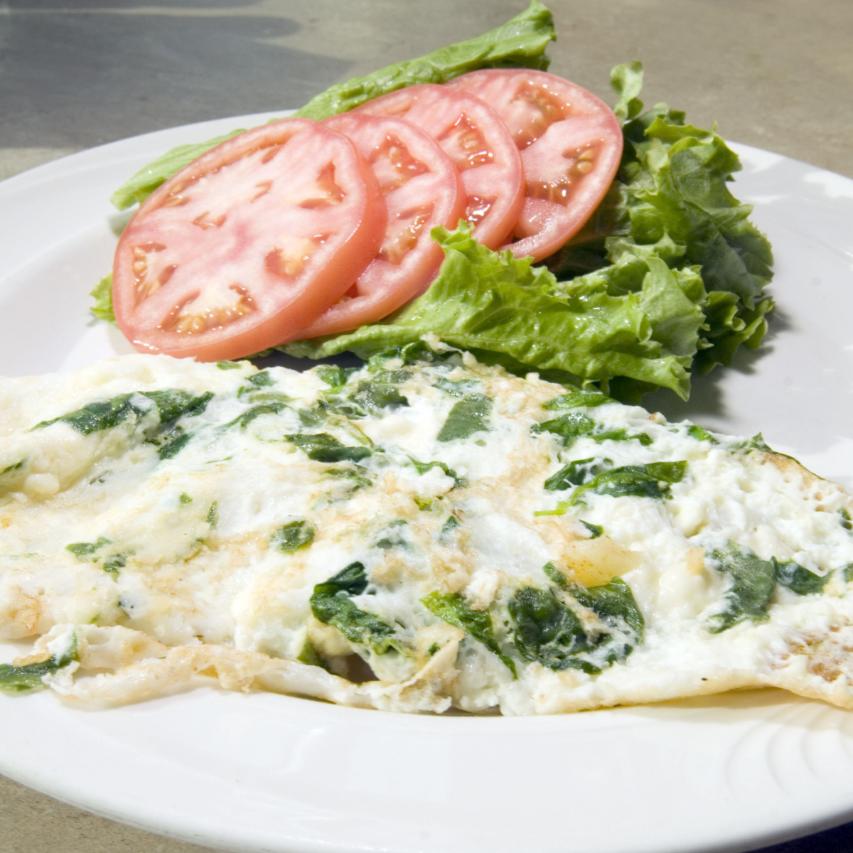 Egg white and vegetable omelette