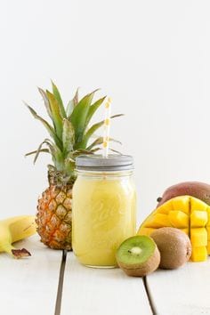Pineapple Chia Smoothie (Pinterest)